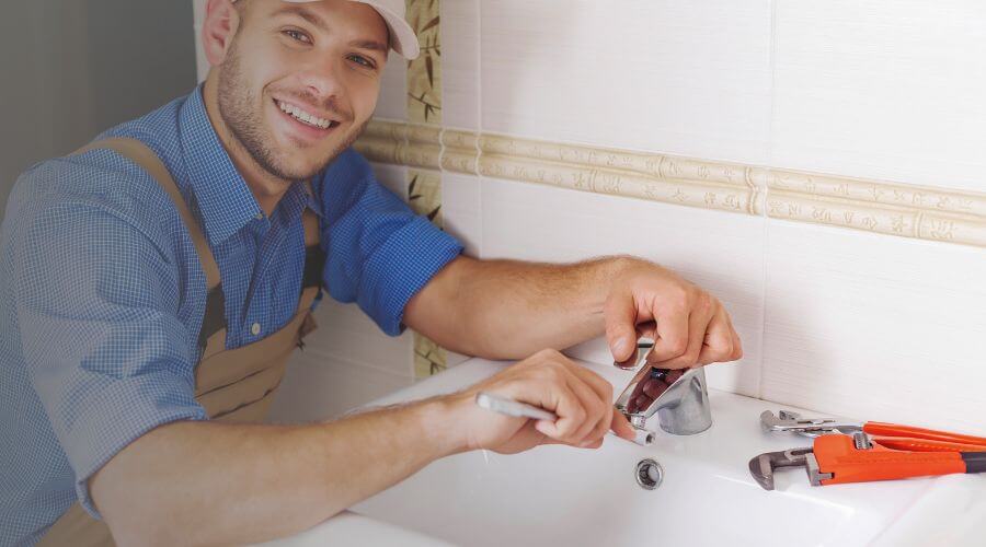 Professional clogged drains services in McCamey, TX